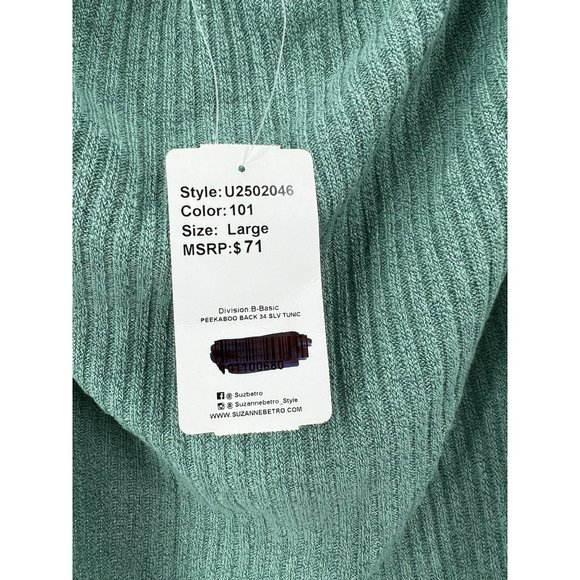 New Simple by Suzanne Betro Open Back V-Neck Sweater Size Medium - Picture 5 of 7